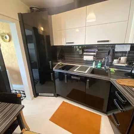 Lovely 1-bedroom With Free Parking * Sofie