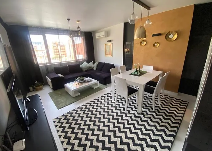 Lovely 1-bedroom With Free Parking Appartamento Sofia