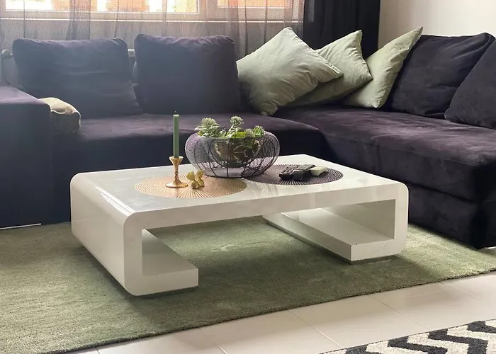 Lovely 1-bedroom With Free Parking *