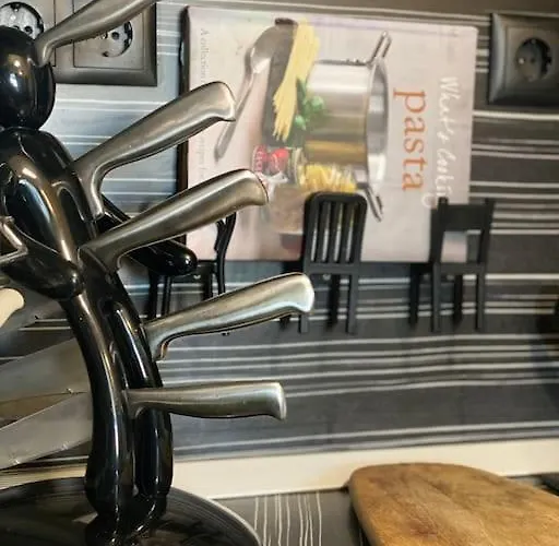 Lovely 1-bedroom With Free Parking