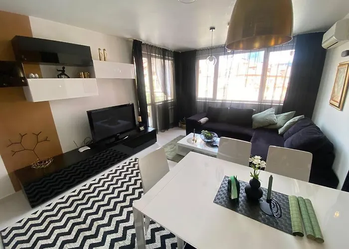 Lovely 1-bedroom With Free Parking * София